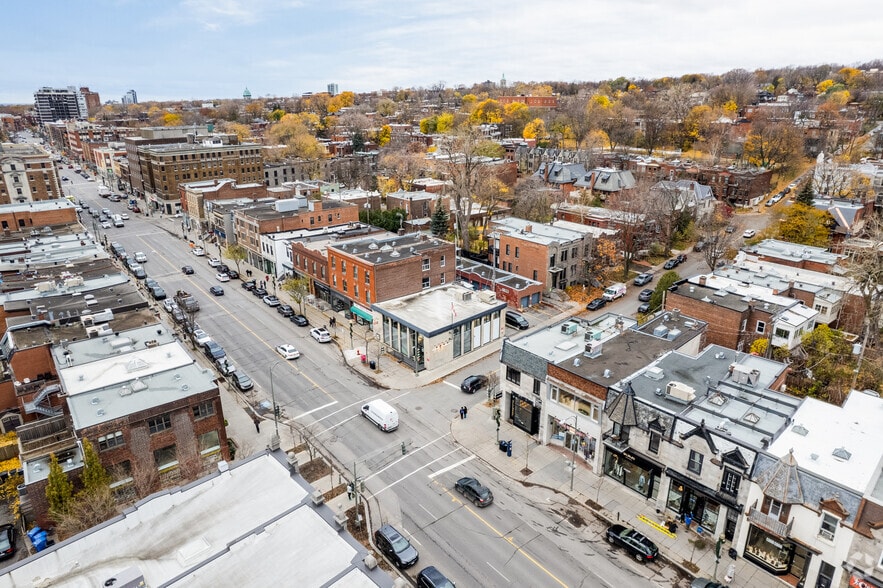 4895 Rue Sherbrooke O, Westmount, QC à vendre - Aérien – Image 2 sur 4