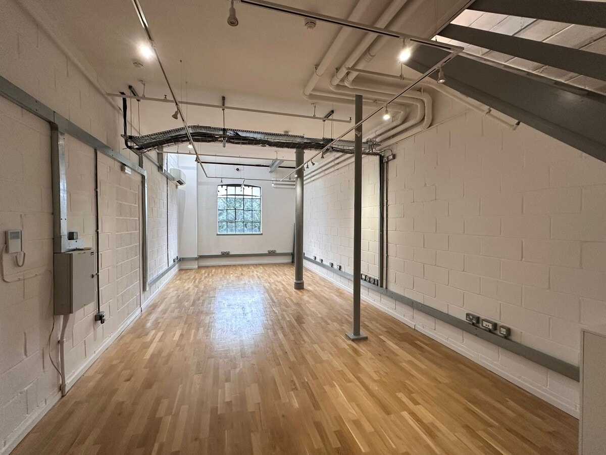 44-48 Wharf Rd, Londres, LND N1 7UX - Lot 23 - - Photo intérieure - Image 1 of 6