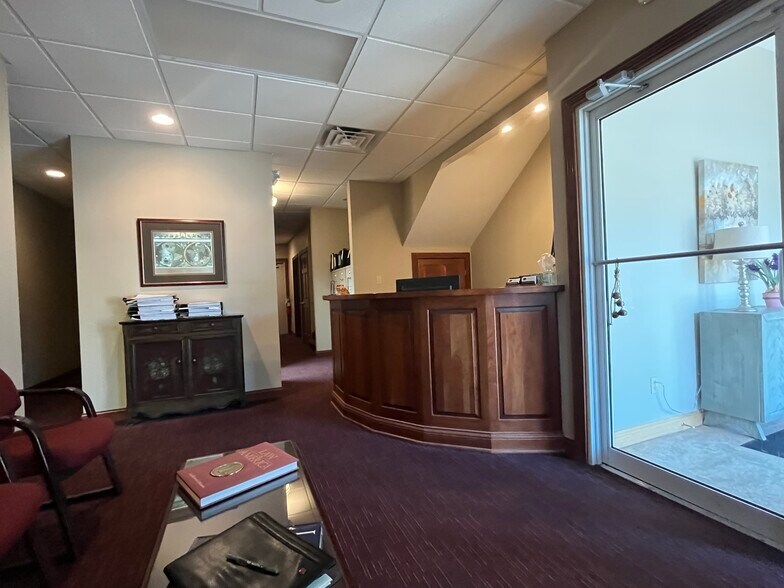 2611 Chicago St, Valparaiso, IN à vendre - Photo intérieure – Image 3 sur 10