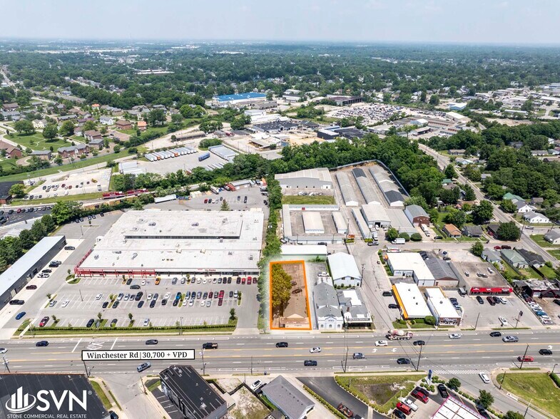 835 Winchester Rd, Lexington, KY à louer - Photo de l’immeuble – Image 3 sur 20