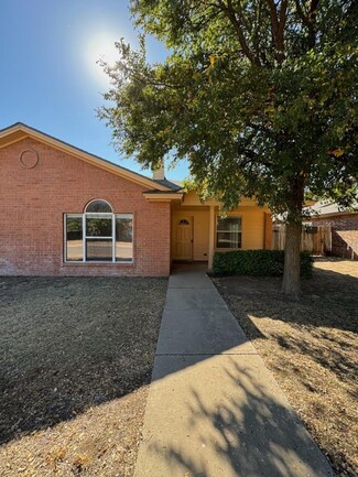 Plus de détails pour 3422-3424 97th St, Lubbock, TX - Logement à vendre