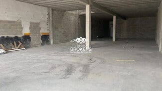 Plus de détails pour Local commercial à louer