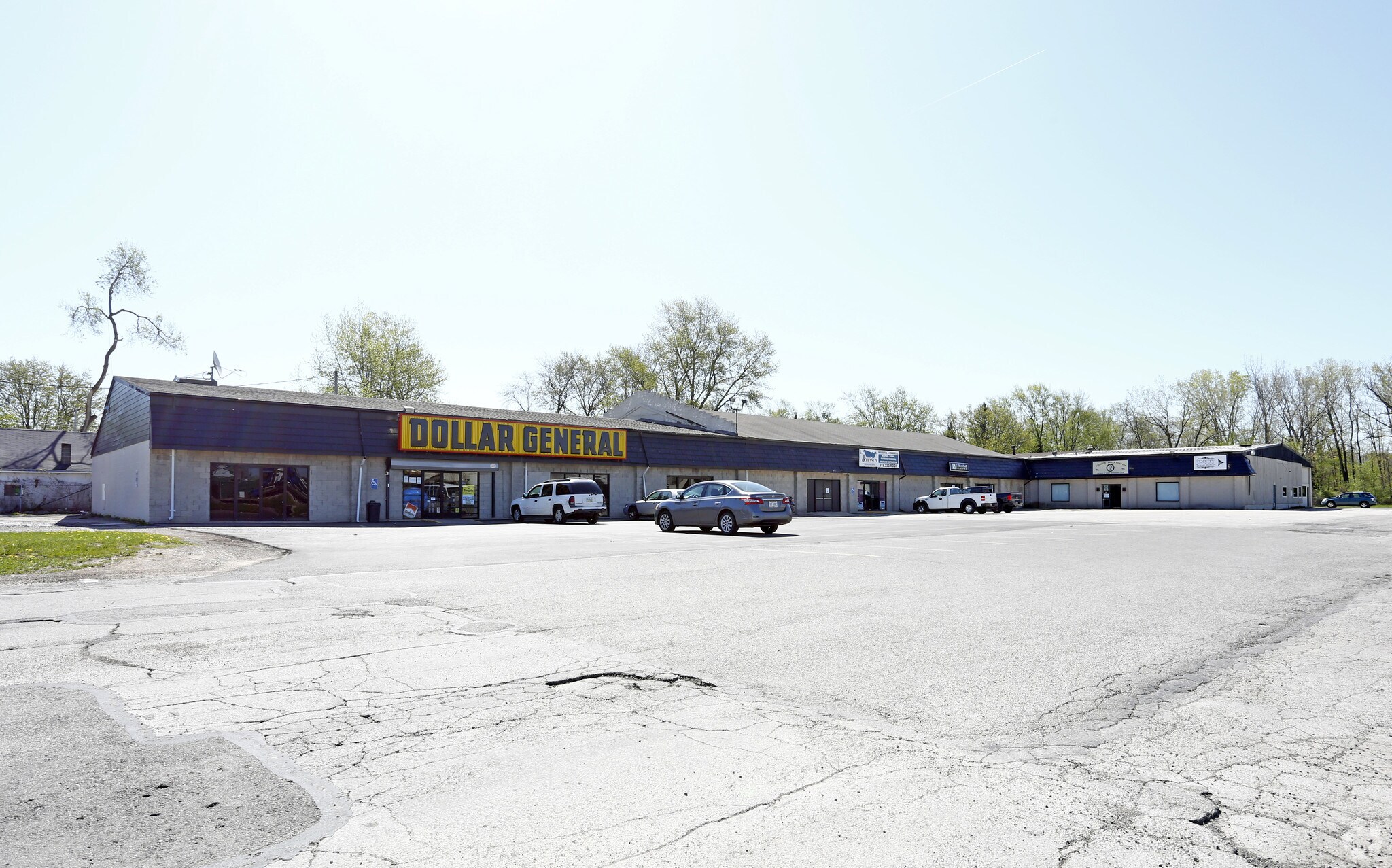 2857 Airport Hwy, Toledo, OH à louer Photo principale– Image 1 sur 5