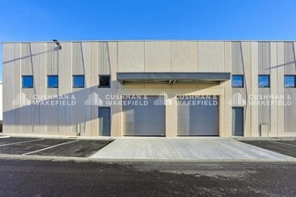 Plus de détails pour Local d’activités à vendre