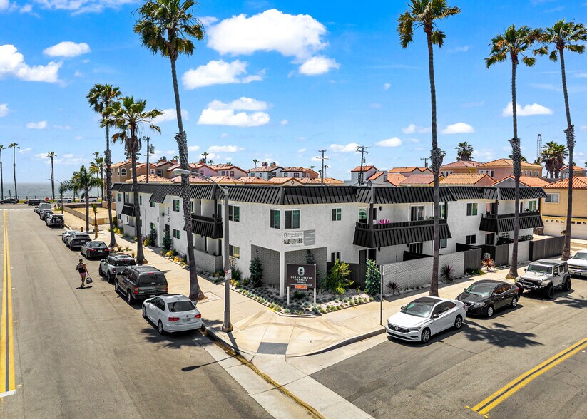 125 16th St, Huntington Beach, CA à vendre - Photo de l’immeuble – Image 2 sur 10