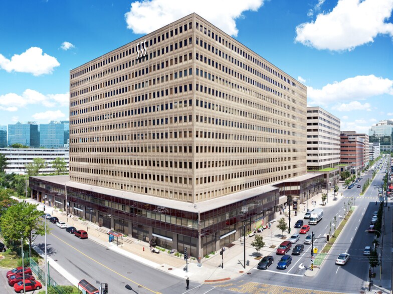 555 Rue Chabanel O, Montréal, QC à louer - Photo de l’immeuble – Image 1 sur 67
