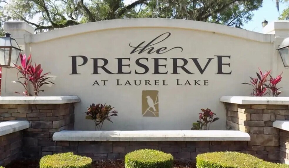 530 SW Rosemary Dr, Lake City, FL à vendre - Photo de l’immeuble – Image 2 sur 3