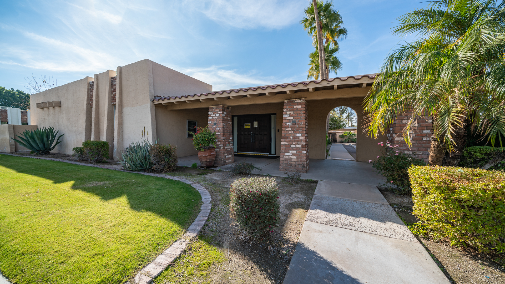 2530 S Rural Rd, Tempe, AZ à louer Photo principale– Image 1 sur 19