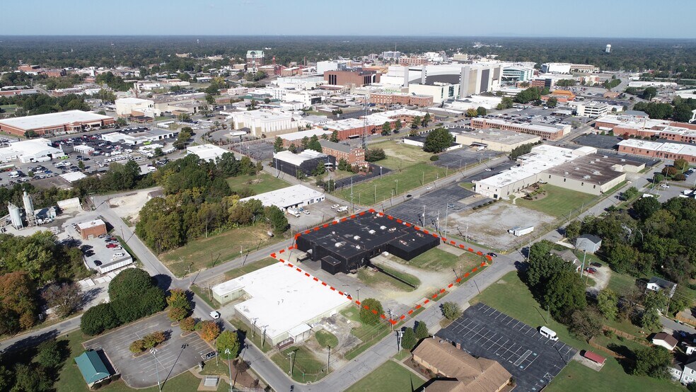 501 S Centennial St, High Point, NC à vendre - Photo de l’immeuble – Image 2 sur 9