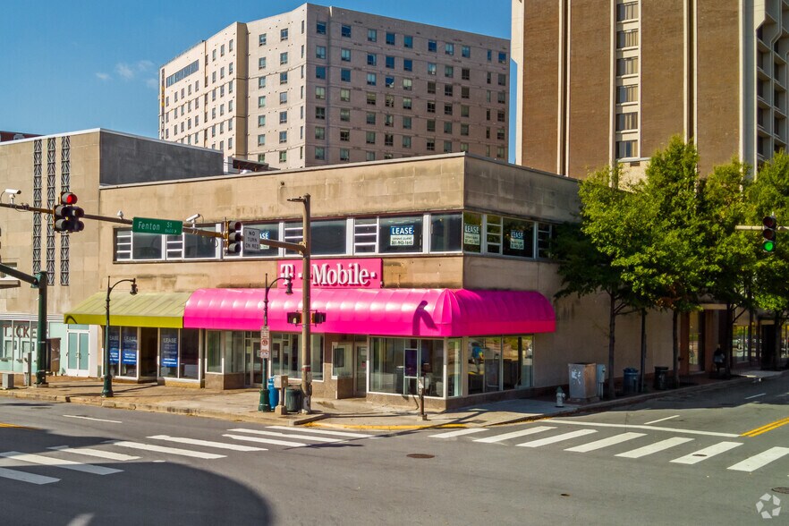 8600 Fenton St, Silver Spring, MD à louer - Photo de l’immeuble – Image 1 sur 7