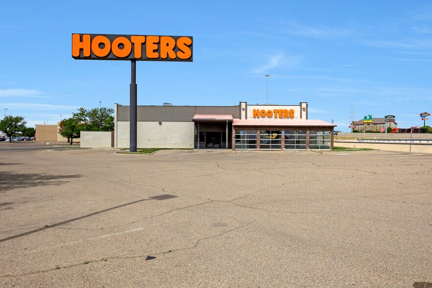 8101 W I-40, Amarillo, TX à louer - Photo de l’immeuble – Image 2 sur 49
