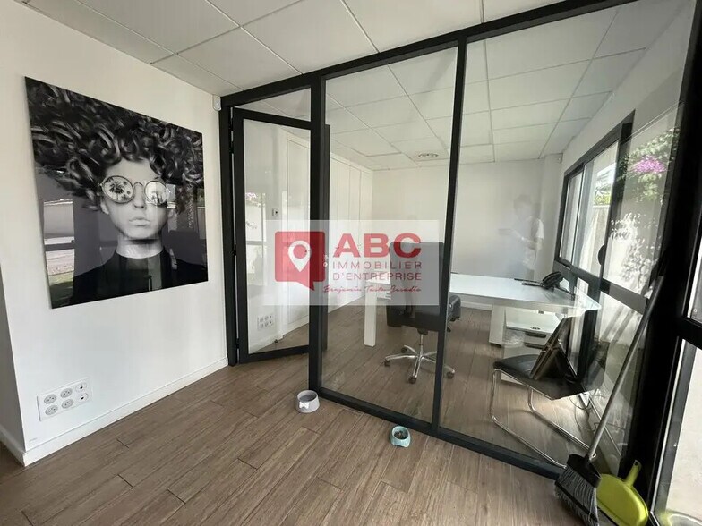 Bureau dans Lattes à louer - Photo de l’immeuble – Image 2 sur 8