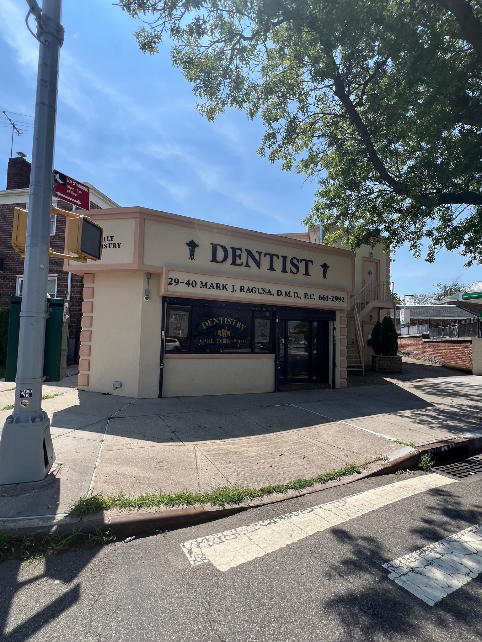 2940 Francis Lewis Blvd, Flushing, NY à louer Photo principale– Image 1 sur 15