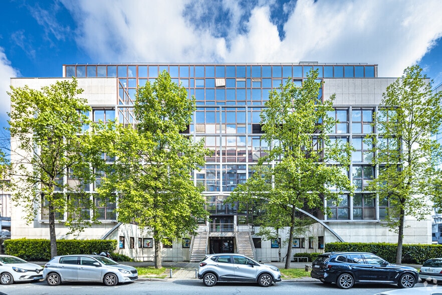 Bureau dans Noisy-le-Grand à vendre - Photo de l’immeuble – Image 2 sur 5