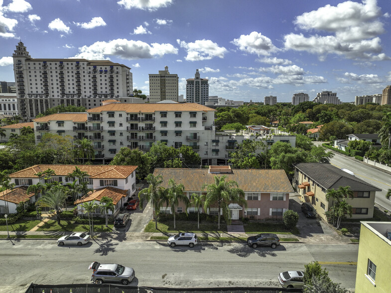 340 Madeira Ave, Coral Gables, FL à vendre - Aérien – Image 2 sur 8