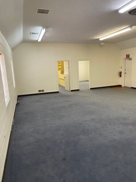 1024 Park Dr, Asheboro, NC à vendre - Photo de l’immeuble – Image 3 sur 7