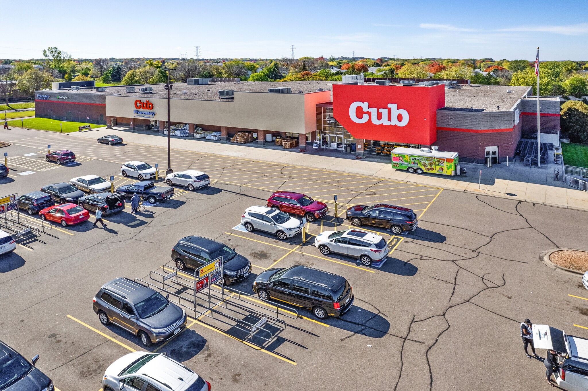 1198 Vierling Dr E, Shakopee, MN à louer Photo principale– Image 1 sur 10