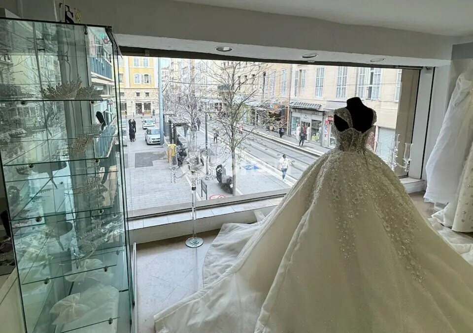 Local commercial dans Marseille à louer Photo intérieure– Image 1 sur 4