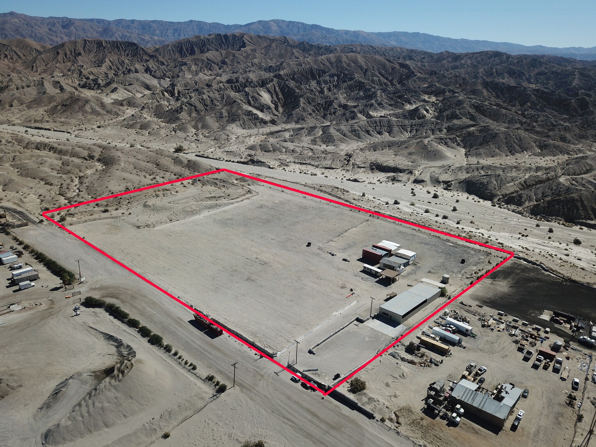 27600 Sierra Del Sol, Thousand Palms, CA à louer Aérien– Image 1 sur 13