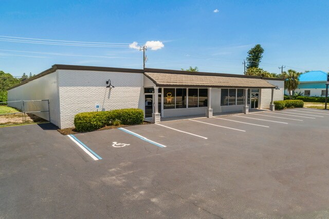 12538 Palm Beach Blvd, Fort Myers, FL à vendre - Photo de l’immeuble – Image 3 sur 25