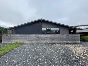 4739 Merwin St, Houston, TX à louer Photo de l’immeuble– Image 1 sur 5
