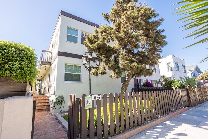 45 Paloma Ave, Venice, CA à vendre - Photo de l’immeuble – Image 1 sur 10
