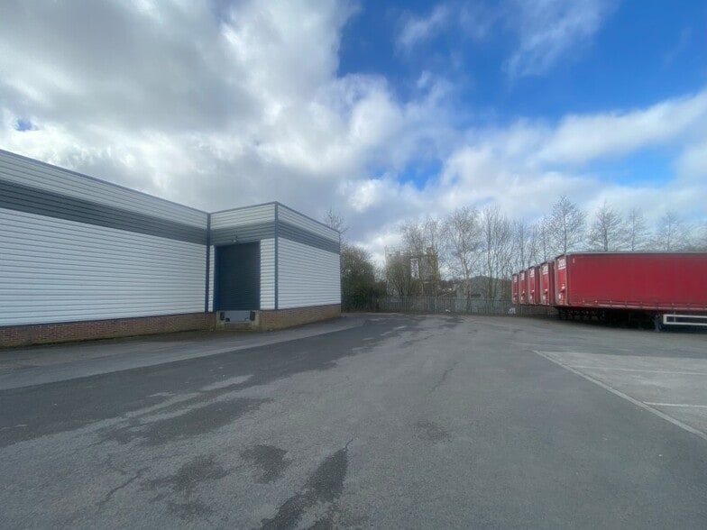 Futures Way, Bradford à vendre - Photo de l’immeuble – Image 2 sur 11