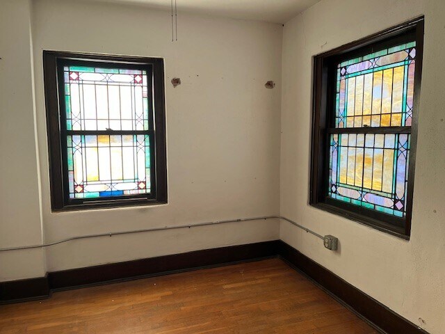 View Photo