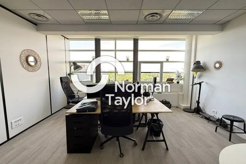 Bureau dans Montpellier à louer - Photo de l’immeuble – Image 3 sur 6