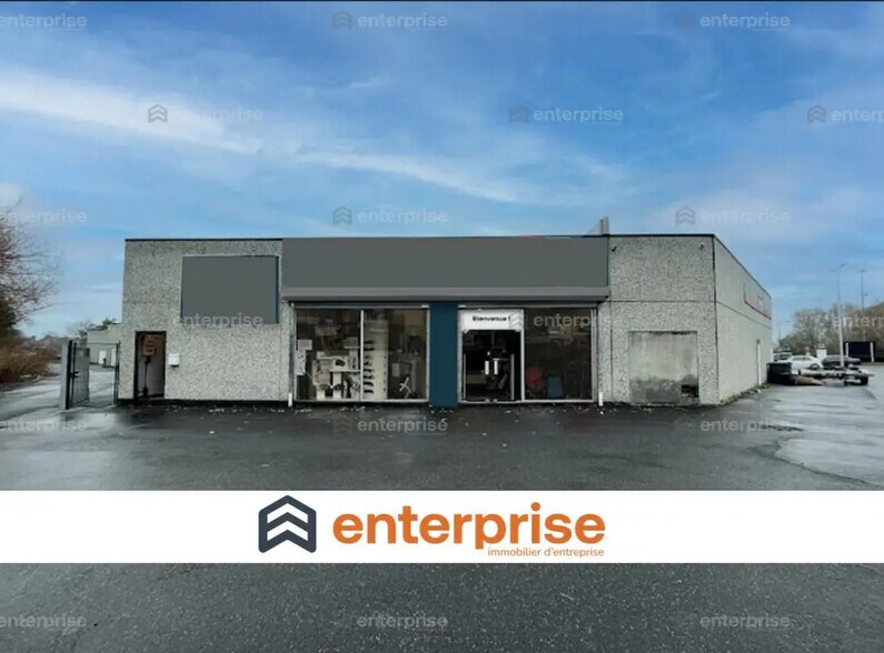 Local commercial dans Roncq à louer - Photo de l’immeuble – Image 1 sur 2