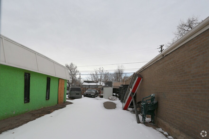 12 Federal Blvd, Denver, CO à vendre - Photo de l’immeuble – Image 2 sur 5
