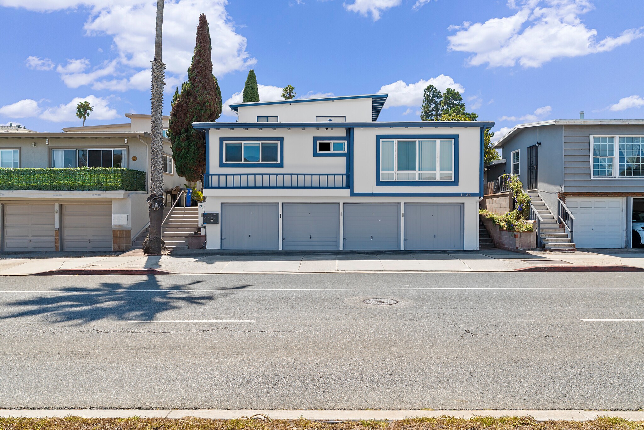 1436 Manhattan Beach Blvd, Manhattan Beach, CA à vendre Photo principale– Image 1 sur 11