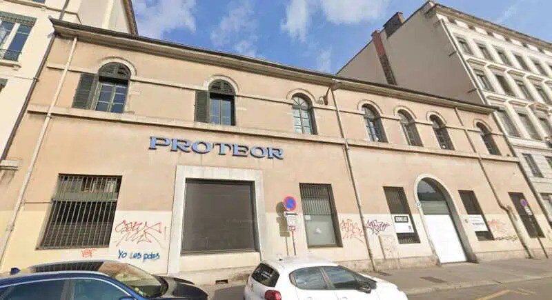 Bureau dans Lyon à louer - Photo de l’immeuble – Image 2 sur 9