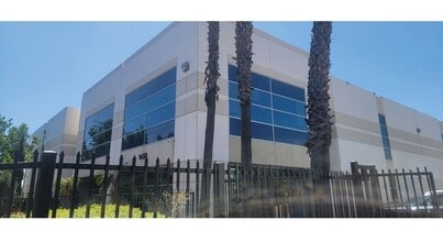 1458 E Mission Blvd, Pomona, CA à louer Photo intérieure– Image 1 sur 1