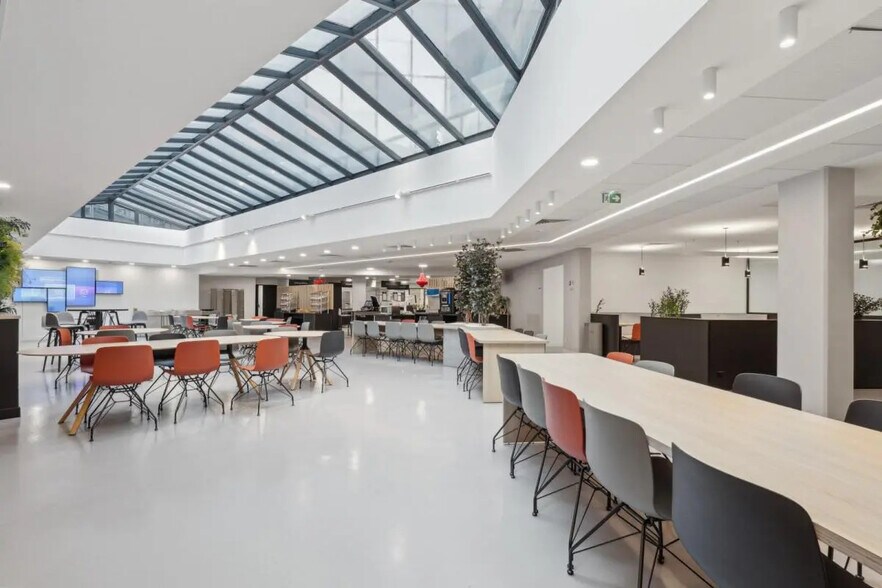 22 Quai Gallieni, Suresnes à louer - Photo de l’immeuble – Image 2 sur 18