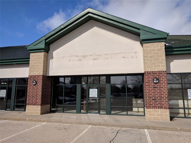 576 Boyson Rd NE, Cedar Rapids, IA à louer - Photo de l’immeuble – Image 1 sur 7