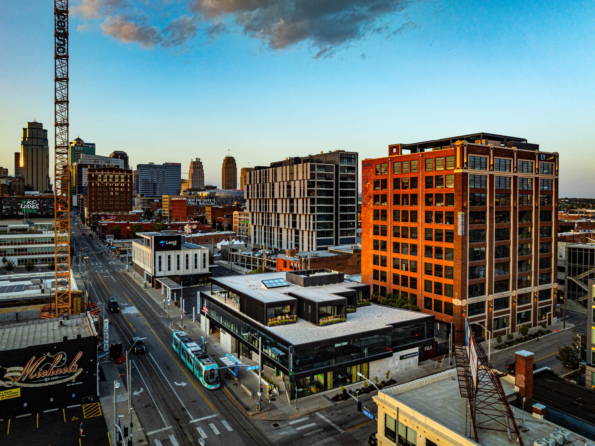 1828 Walnut St, Kansas City, MO à louer Photo principale– Image 1 sur 8