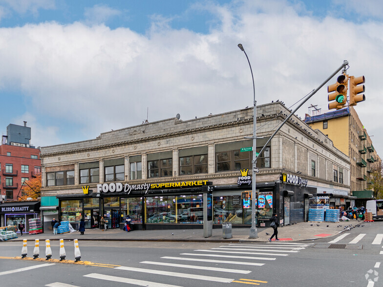 40-48 W Burnside Ave, Bronx, NY à louer - Photo principale – Image 1 sur 4