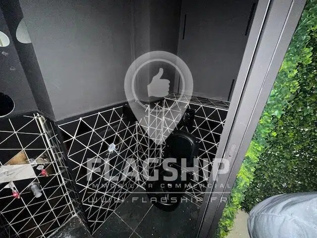 Local commercial dans Paris à louer - Photo intérieure – Image 3 sur 8