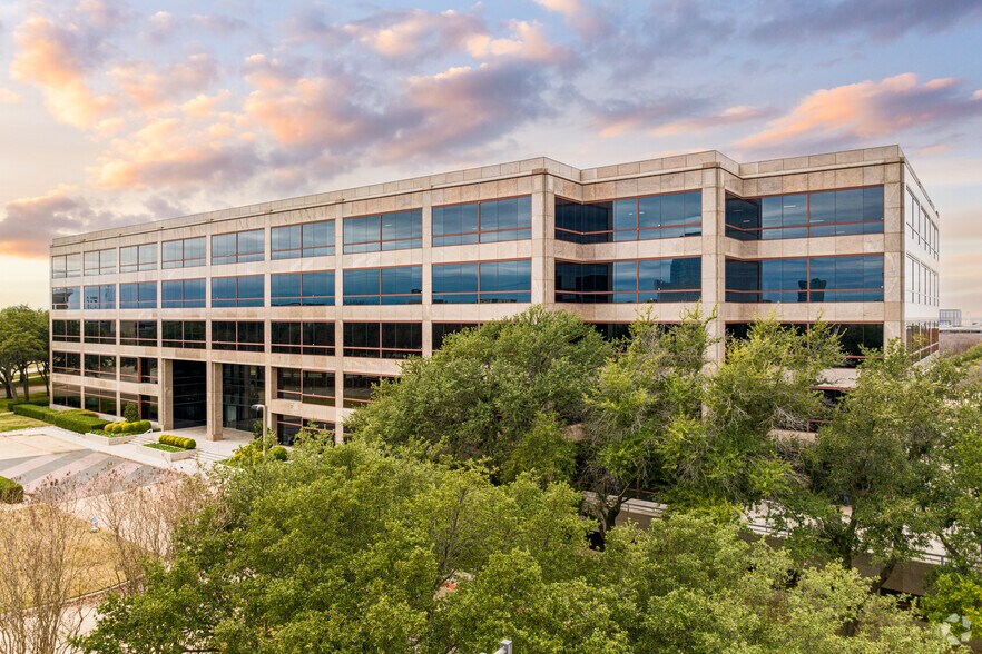 6400 Legacy Dr, Plano, TX à vendre - Photo principale – Image 1 sur 15