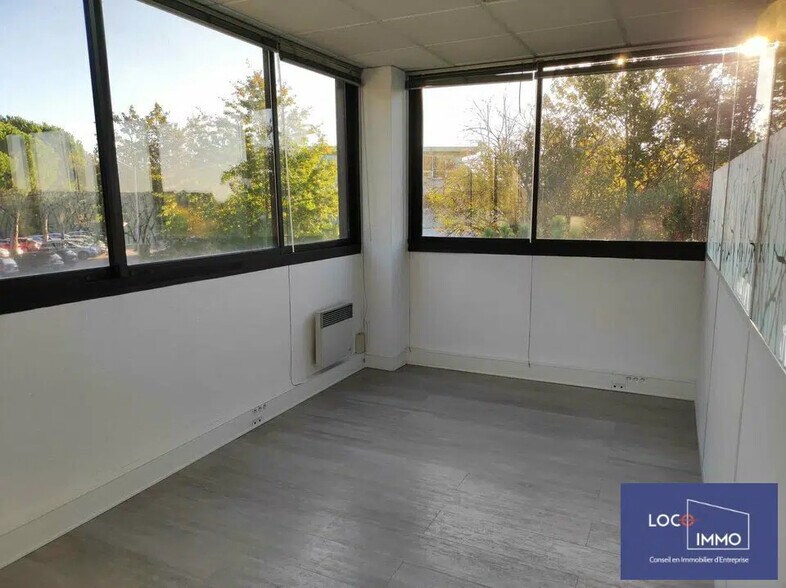 Bureau dans Mérignac à louer - Photo de l’immeuble – Image 3 sur 8