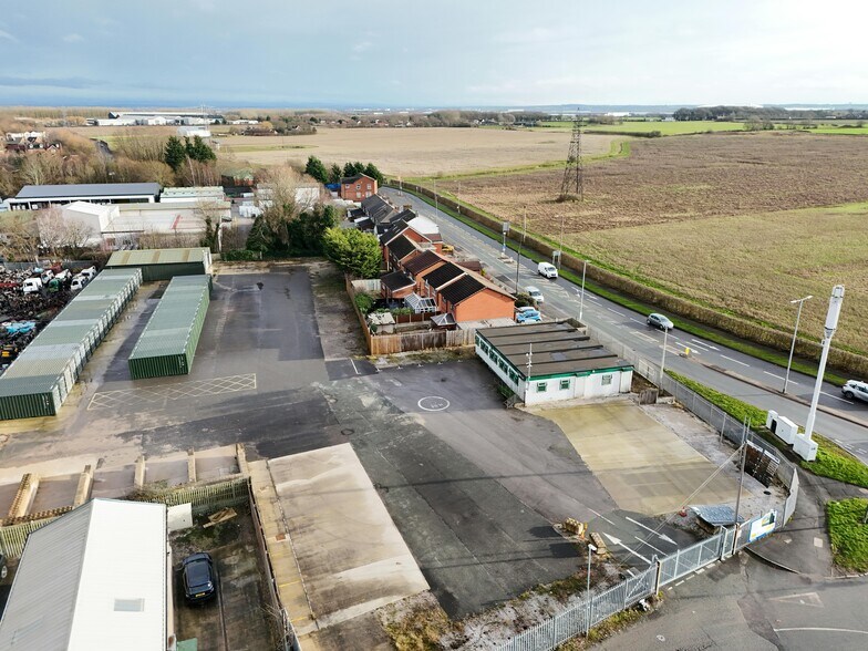 1 Bold Rd, St Helens à louer - Photo de l’immeuble – Image 2 sur 3
