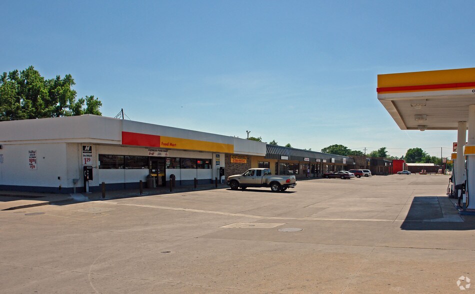 704-738 W 23rd St, Tulsa, OK à louer - Photo de l’immeuble – Image 2 sur 3