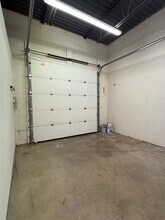 9934 N Alpine Rd, Machesney Park, IL à louer Photo intérieure– Image 1 sur 14