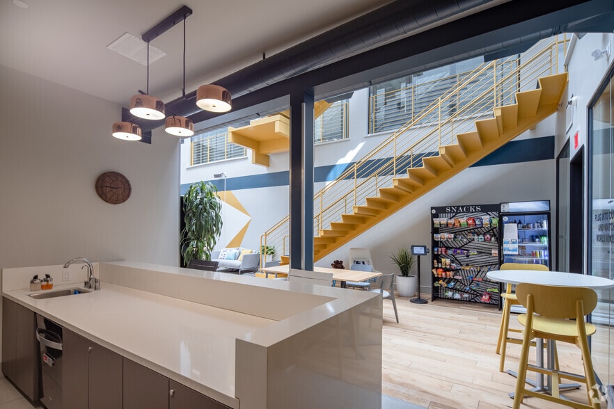 730 Arizona Ave, Santa Monica, CA à louer - Photo intérieure – Image 1 sur 23