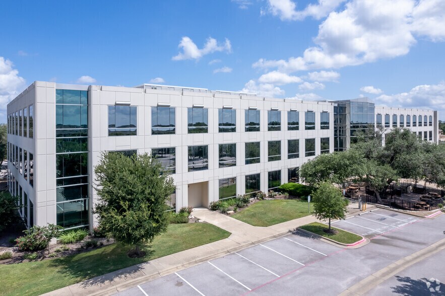 11001 Lakeline Blvd, Austin, TX à louer - Photo principale – Image 1 sur 15