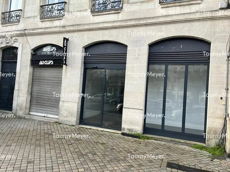 Bureau dans Bordeaux à louer - Photo de l’immeuble – Image 2 sur 2