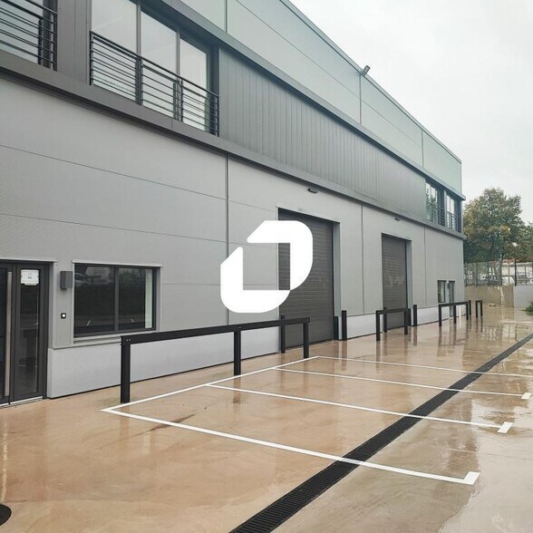 12-24 Allée De Dublin, Les Pavillons-sous-Bois à louer - Photo de l’immeuble – Image 1 sur 6