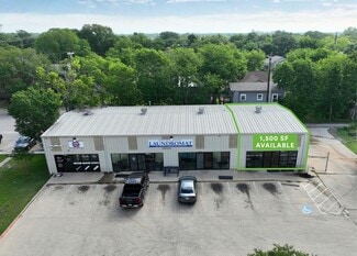 Plus de détails pour 2107 S College Ave, Bryan, TX - Local commercial à louer