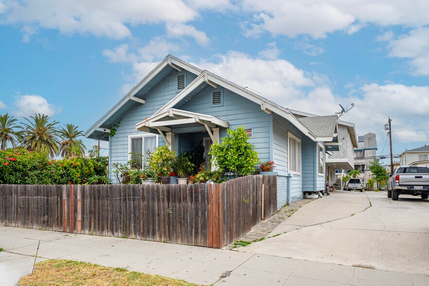1452 Pacific Ave, Long Beach, CA à vendre - Photo de l’immeuble – Image 3 sur 5